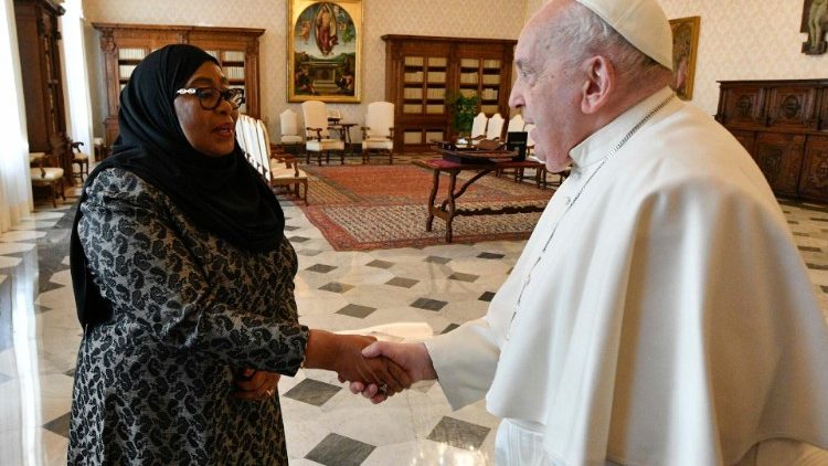 Le Pape reçoit la présidente de la Tanzanie, Samia Suluhu Hassan, lundi 12 février 2024