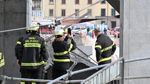 Papst kondoliert nach Baustellen-Unglück in Florenz