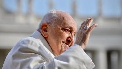 Polscy biskupi modlili się za Papieża Franciszka