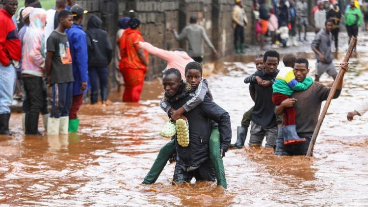 Fortes chuvas e inundações no Quénia provocam mortes e destruição de bens