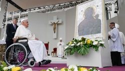 Il Papa prega per la pace, 'cresca la volont� di dialogo'