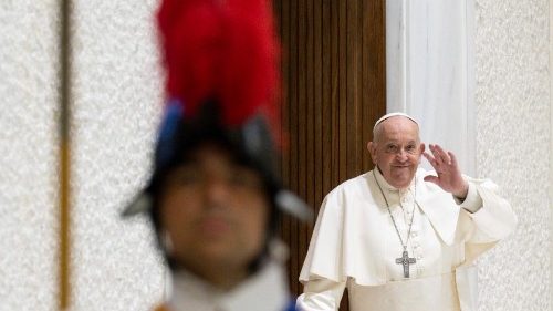 Papst applaudiert der Schweizergarde