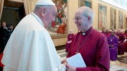 Ferenc pápa és Justin Welby anglikán prímás