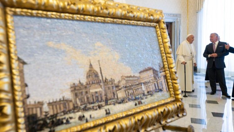 Das Geschenk von Papst Franziskus: Ein Werk der vatikanischen Mosaikwerkstatt