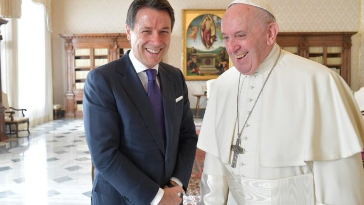 Папа Франциск на встрече с Джузеппе Конте