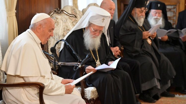 教皇フランシスコとブルガリア正教会のネオフィト総主教