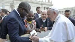 Pope Francis greets Denis Mukwege, 2018 Nobel Peace Prize laureate in the Vatican