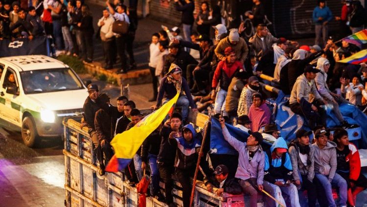 Bạo loạn ở Ecuador