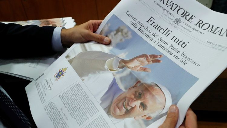 Vatikāna laikraksts publicējis pāvesta Franciska encikliku "Fratelli tutti"