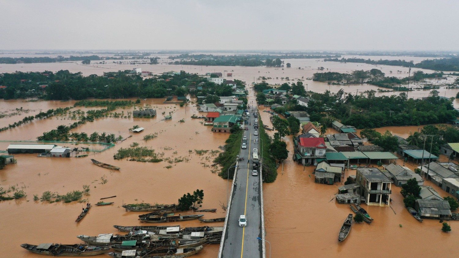 Caritas Vietnam assisting storm and flood victims - Vatican News