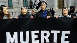 Protest vor dem Parlament in Madrid