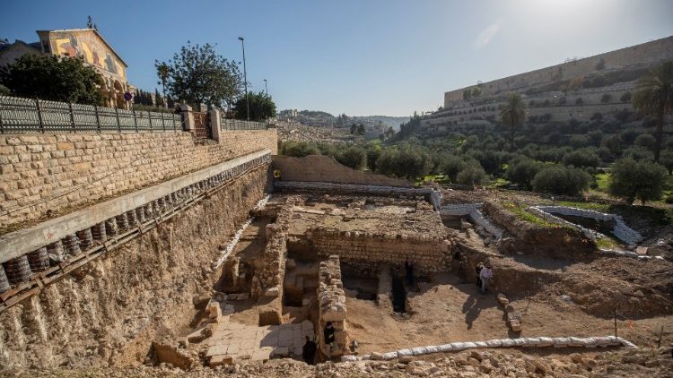 Archäologen haben Überreste einer byzantinischen Kirche und eines  Ritualbads aus der Zeit Jesu in Gethsemane ausgegraben