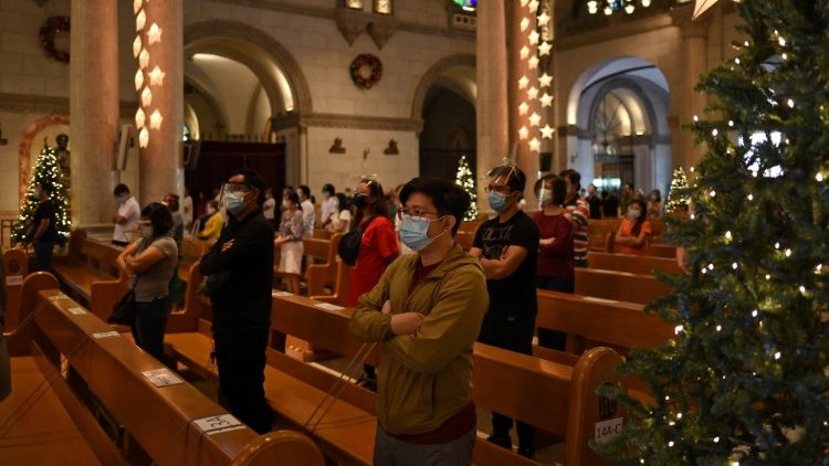 Christmas Day Mass at Manila Cathedral