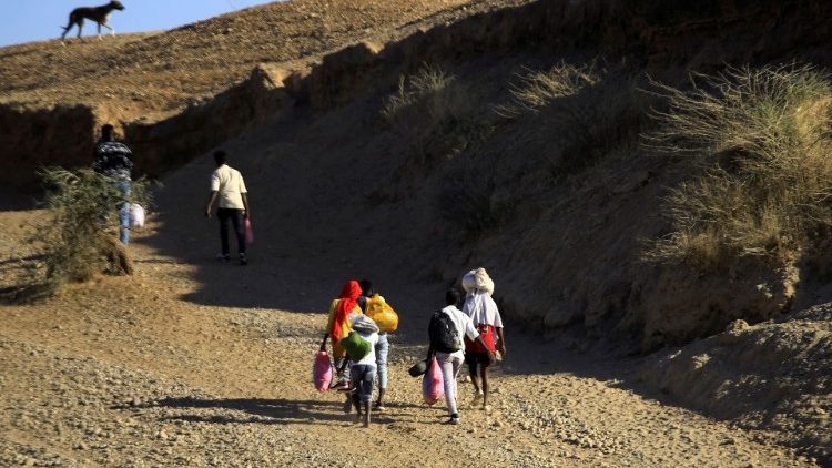 Ethiopians fleeing the ongoing fighting in Tigray region