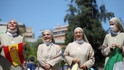 Ordensfrauen in Rom