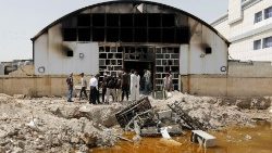 Eine verkohlte Ruine ist alles, was vom Corona-Trakt des al-Hussein-Krankenhauses von Nassirija übrig bleibt