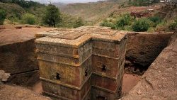 Eine der elf Felsenkirchen von Lalibela in Äthiopien