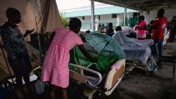 Servono cibo, medici e kit igienici ad Haiti. La solidarietà non è sufficiente, occorre fare di più dice la Caritas