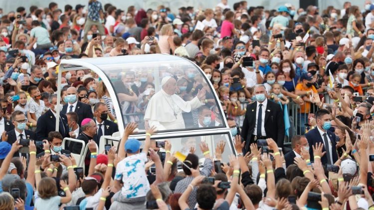 A pápa a fiatalok körében Szlovákiában