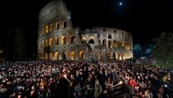 Veliki petak, Koloseum, Via Crucis tradicionalni križni put (Vatican Media)