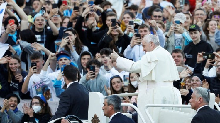 File photo of Pope Francis among young people before the pandemic