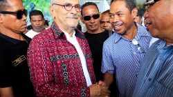 Osttimor: José Ramos-Horta nimmt nach seinem Wahlsieg Glückwünsche entgegen 