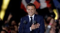 Emmanuel Macron célébrant sa réélection à Paris, le 24 avril 2022.