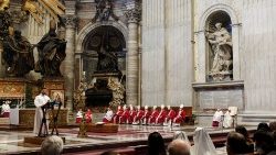 Papa Francesco al funerale del cardinale messicano Lozano Barragán, in San Pietro