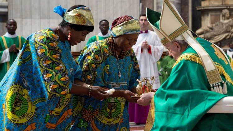 教皇フランシスコ　2022年7月3日　ローマ在住のコンゴ民主共和国の信者らとのミサで