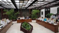 Representatives of the ELN and Colombia's government hold a press conference in Havana on 12 August