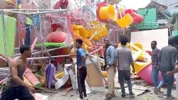 Un parco giochi distrutto a Makallè, capoluogo del Tigray