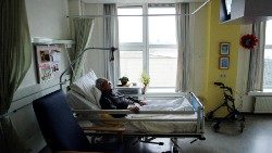 Alzheimer-Patient auf einer niederländischen Pflegestation am 10. Oktober - einen Tag vor seinem Tod