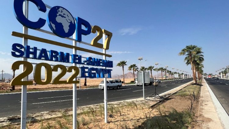 Egypt prepares to host the COP27 summit