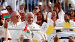 Papa alitembelea Ufalme wa Bahrein mnamno 3-6 Novemba 2022.