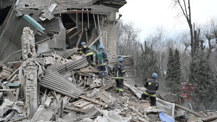 Il reparto di maternità dell'ospedale di Vilniansk, in Ucraina, bombardato dai russi nel novembre 2022 (Reuters/Stringer)