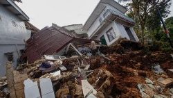 Terremoto in Indonesia 
