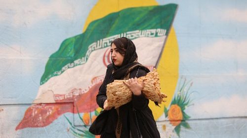 Maratona narrativa a sostegno delle donne in Iran
