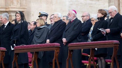 Steinmeier nach Requiem: Papst „mit Vernunft und mit Seele“
