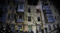 Ucraina: il condominio colpito a Kharkiv
