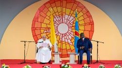 教皇フランシスコ　コンゴ民主共和国訪問で、大統領や各界代表と会見　2023年1月31日　キンシャサ ・大統領官邸