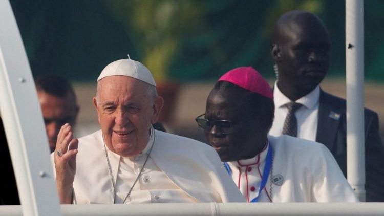 Pope Francis flanked by the Archbishop of Juba, Stephen Ameyu