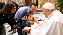 Le Pape François a rencontré une délégation de la fédération italienne des maladies rares au Vatican, le 13 février 2023. 