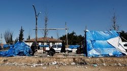 Displaced Syrians set up tent at a temporary accommodation centre in Gaziantep