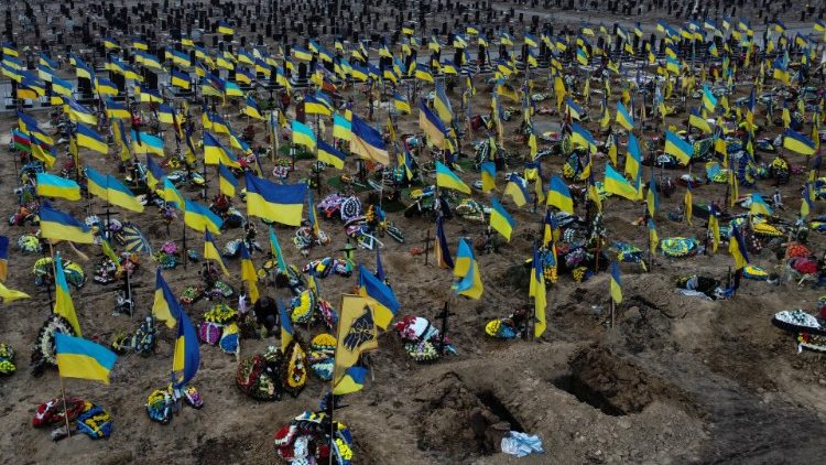 Des tombes de soldats ukrainiens à Kharkiv, le 30 janvier 2023.