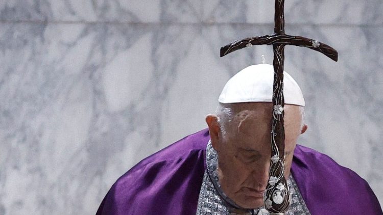O Papa Francisco durante a missa de Quarta-feira de Cinzas