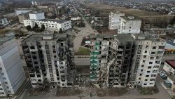 Zniszczony w wyniku rosyjskiego ostrzału budynek w Borodziance w obwodzie kijowskim, 16 lutego 2023