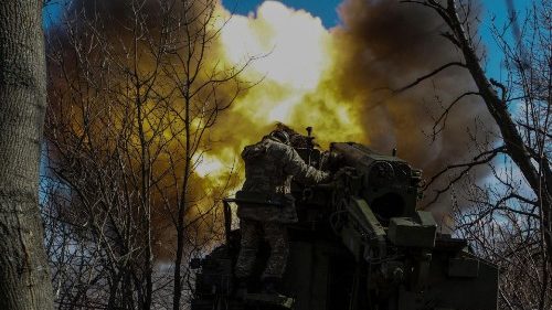 Ucraina: si combatte a Bakhmut, superbomba russa su Chernihiv