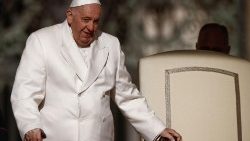 האפיפיור פרנציסקוס בקבלת הקהל השבועית בוותיקן
