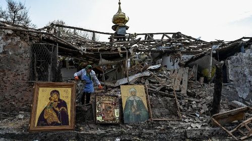 Una chiesa distrutta nella regione di Zaporizhzhia (Reuters/Stringer)