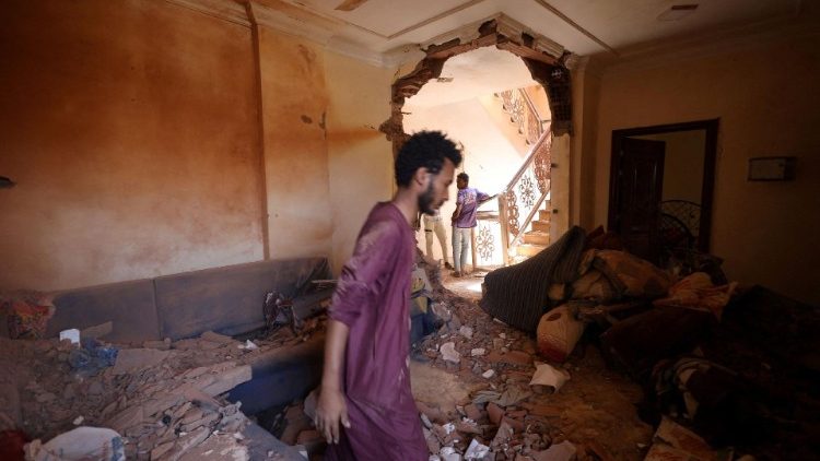Seit Samstag steht Khartum, die Hauptstadt des Sudan, unter Bombenbeschuss